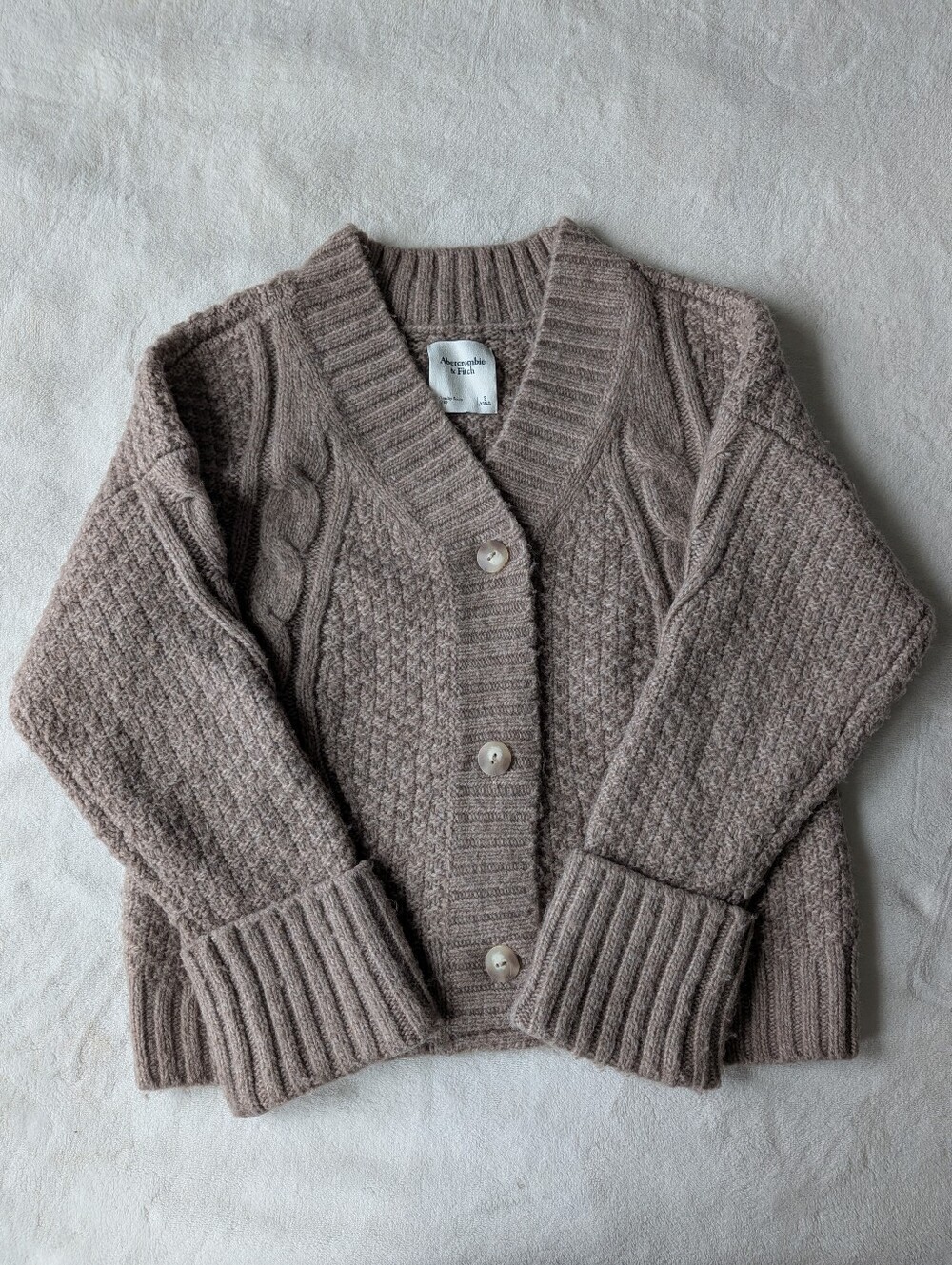Abercrombie & Fitch Cardigan Sweater